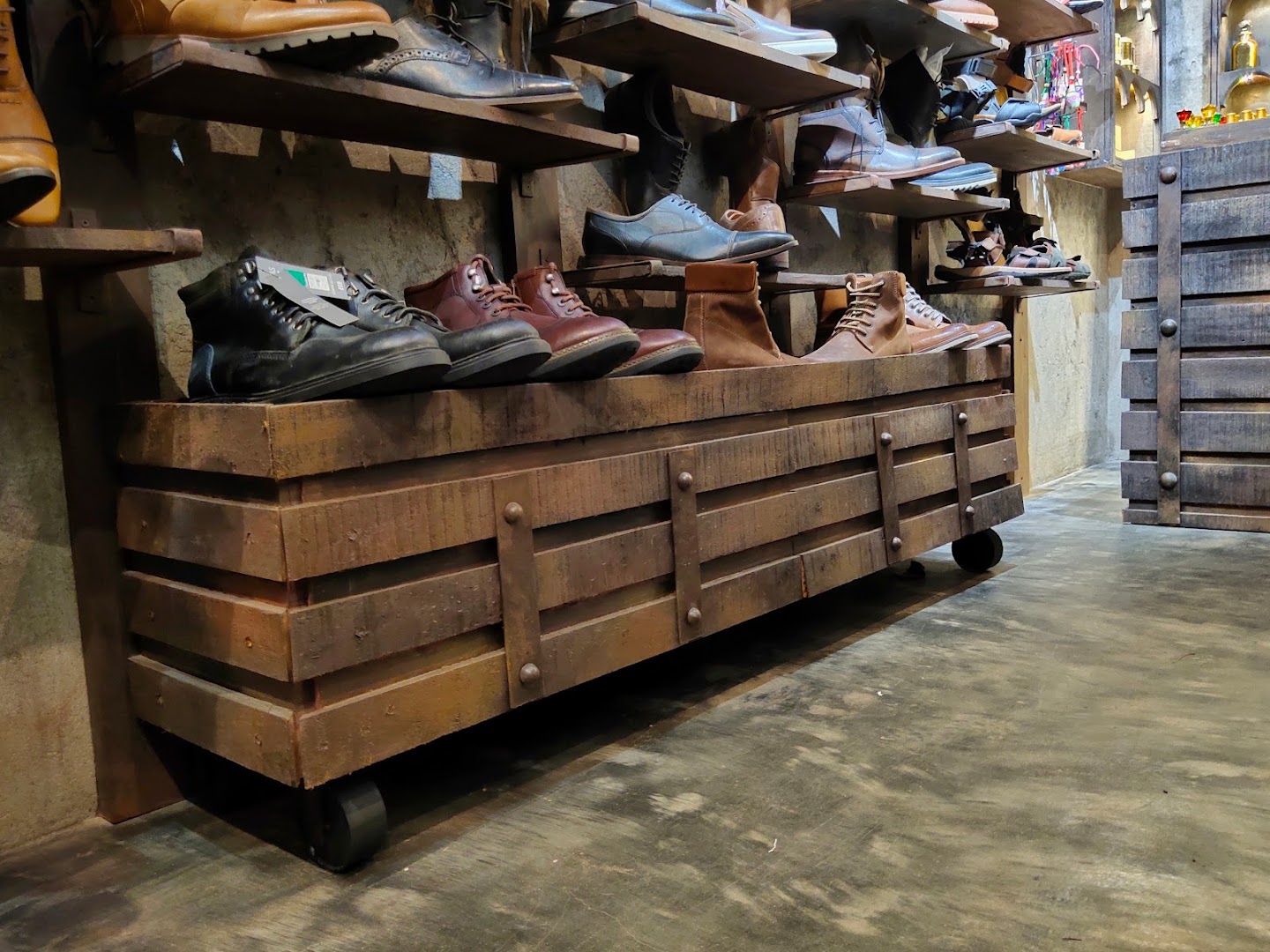 CHANDHU RAMESH INTERIORS - Interior Designer in Alappuzha, Kerala | Portfolio & Reviews