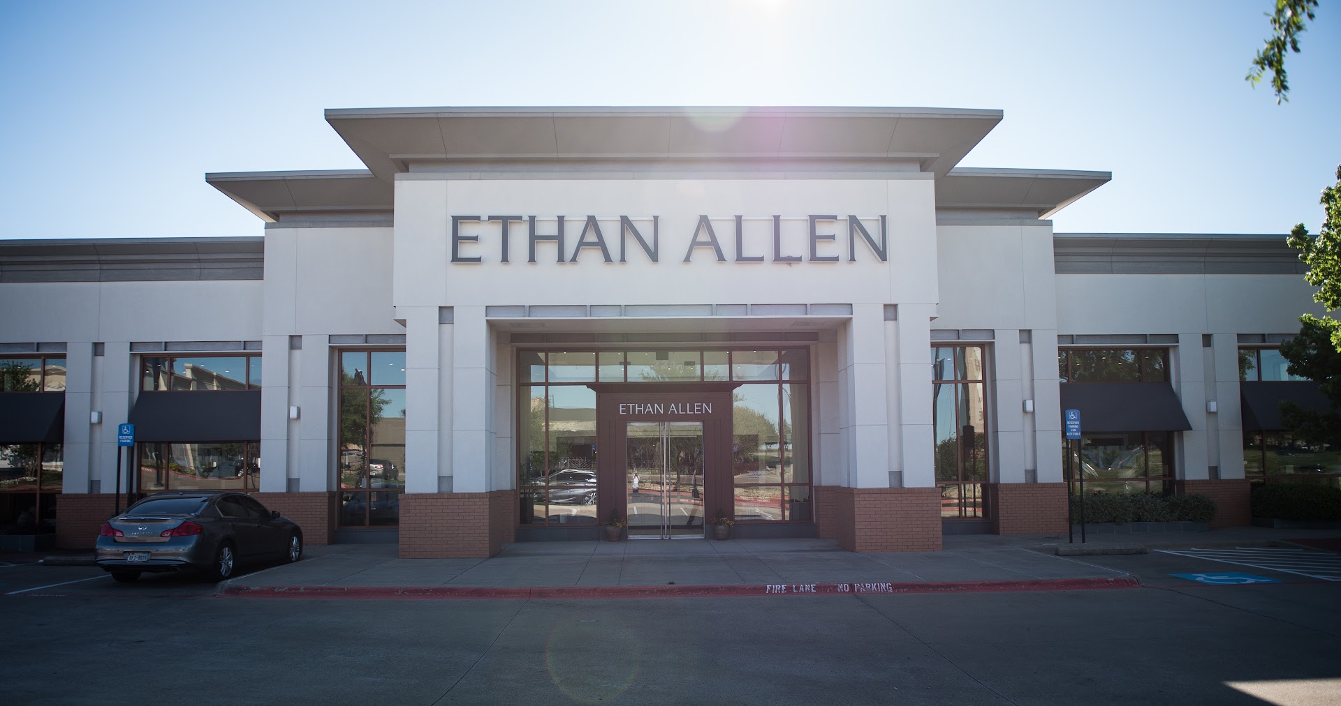 Ethan Allen - Interior Designer in Arlington, Texas