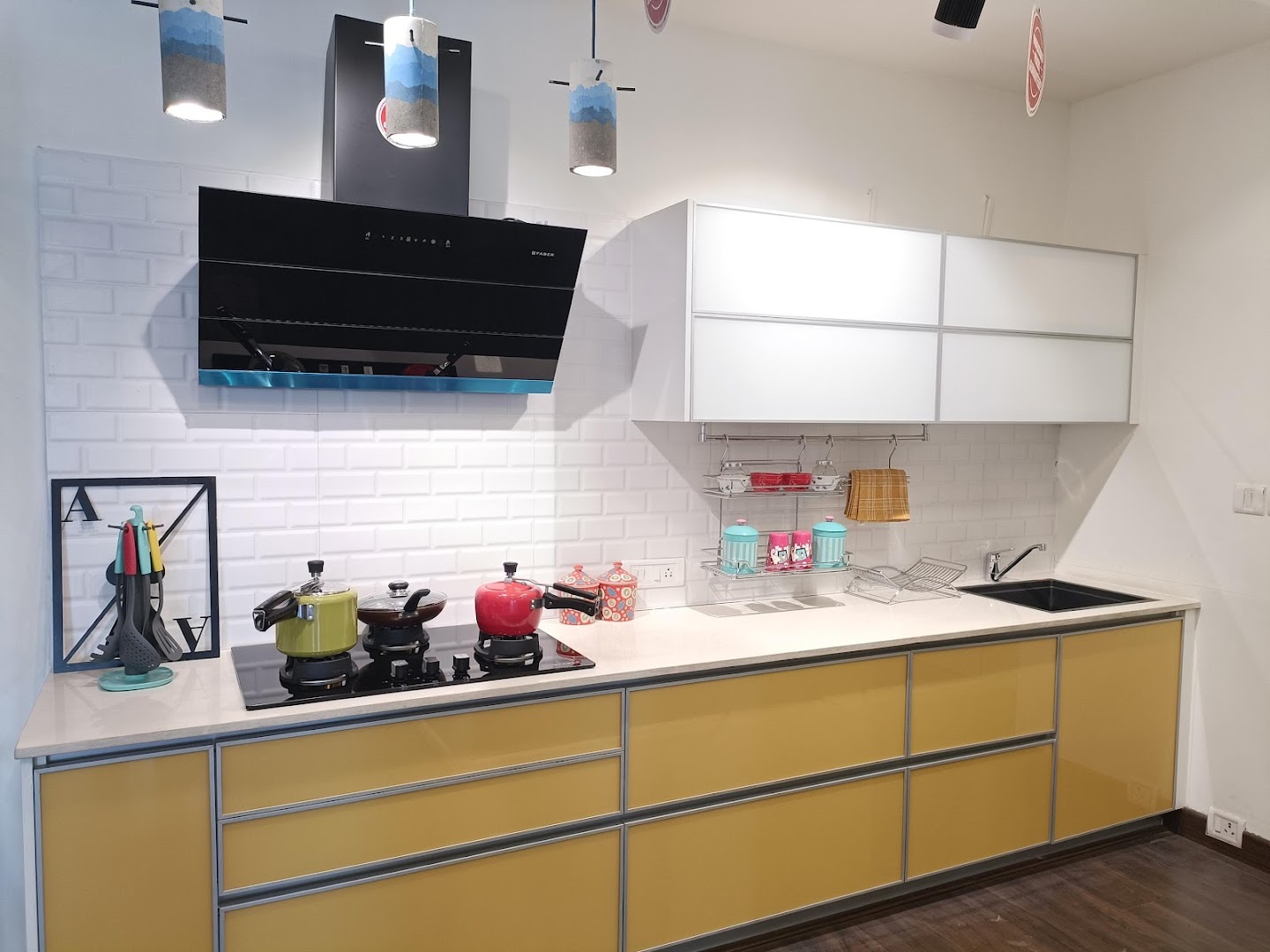 HomeLane Vellayambalam, Interior Design Studio - Interior Designer in Thiruvananthapuram, Kerala | Portfolio & Reviews