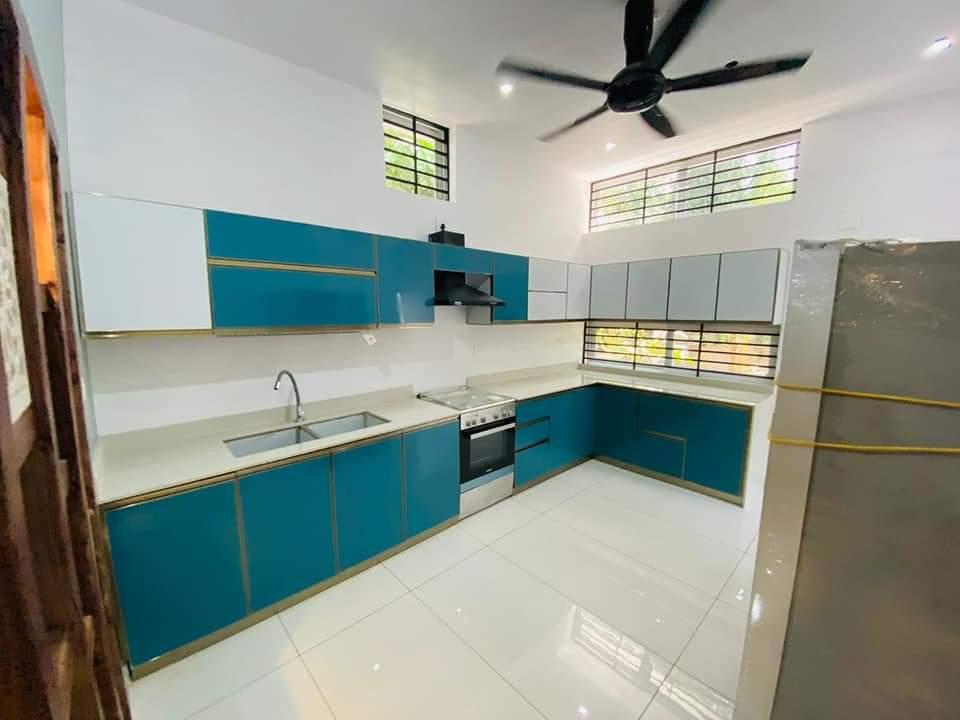 UNITED ALUMINIUM FABRICATION & INTERIOR WORKS - Interior Designer in Pathirippala, Kerala | Portfolio & Reviews