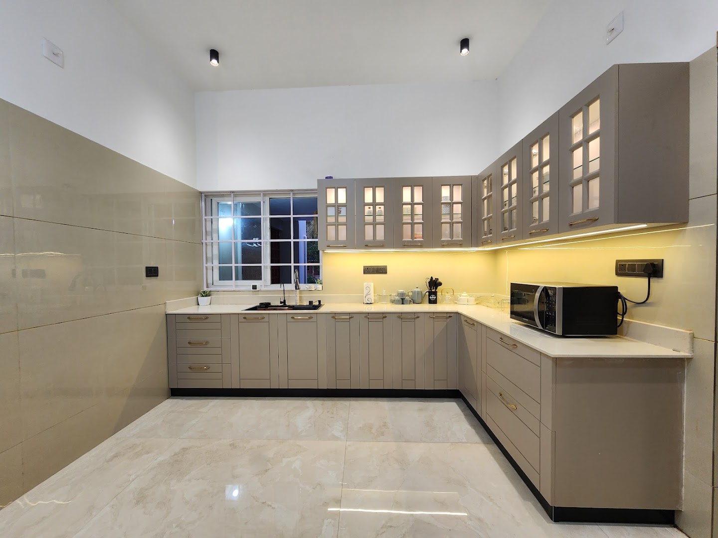 Zero Edge kitchen and Interiors - Interior Designer in Kannur, Kerala